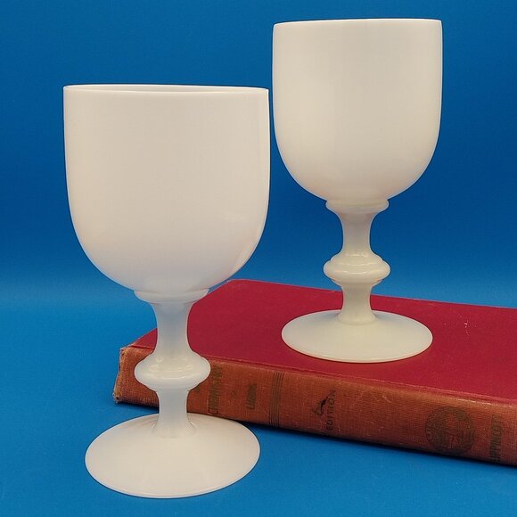 Pair vintage Portieux Vallerysthal white opaline Water Goblets - Picture 1 of 6
